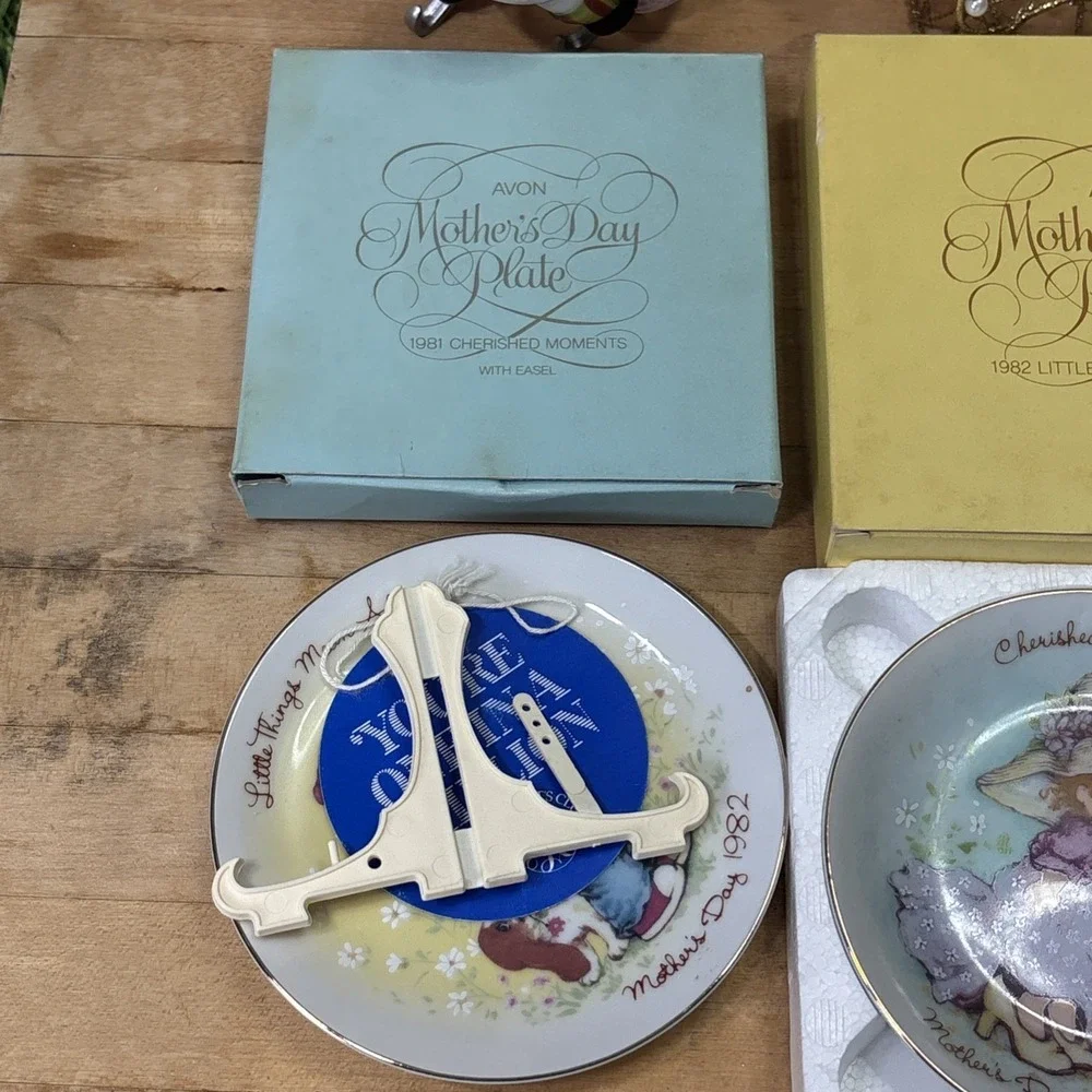 Vintage Avon NOS Lot 3 Mother's Day Plates 3 Ornaments Snowman Angel Decor
